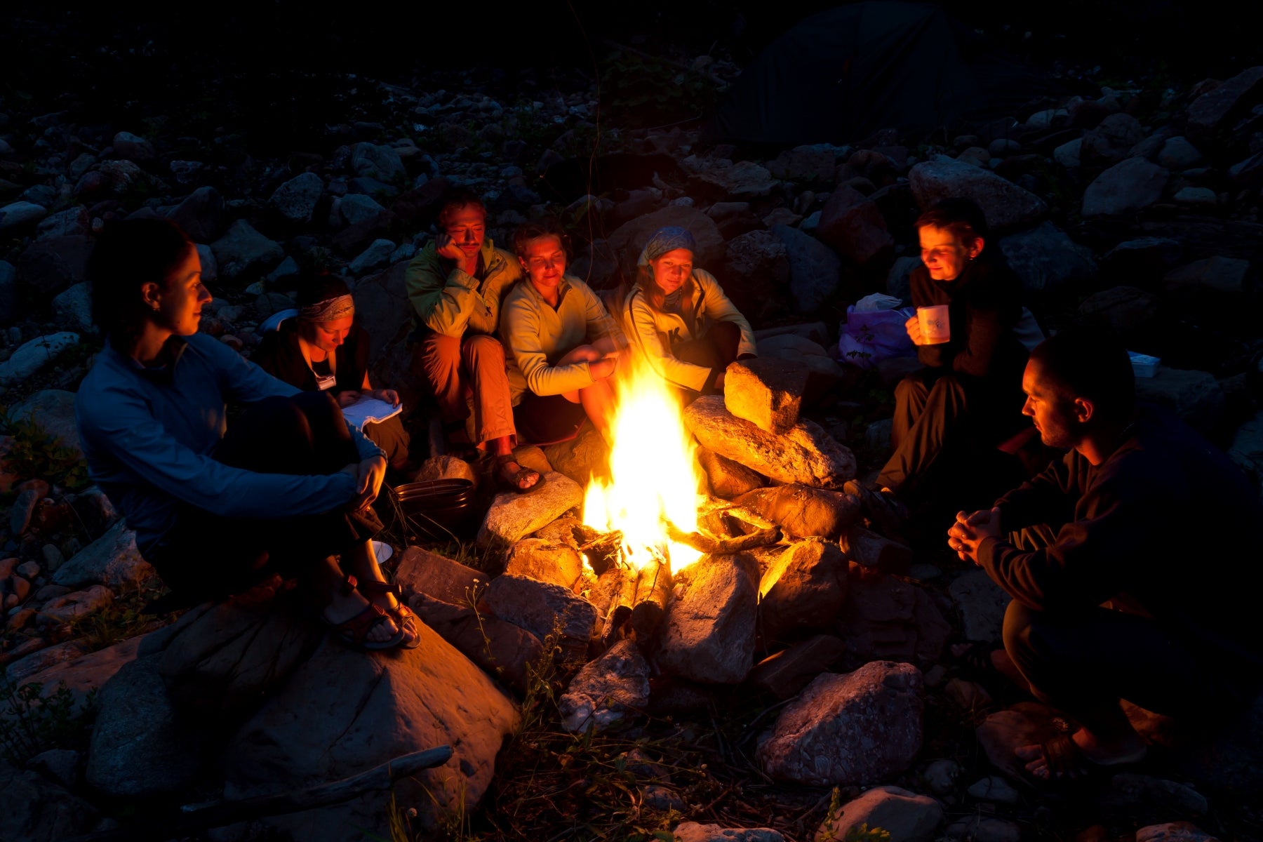 The 6 Rules of Campfire Safety (Plus 5 Indoor Fire Safety Tips)